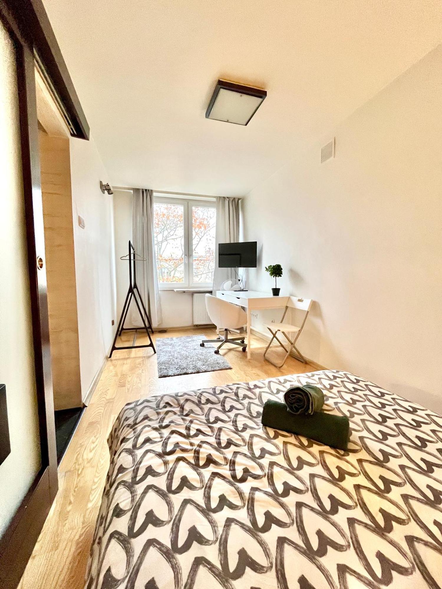 Bezagenta Oldtown1 Close To Metro, Fast Wifi/Netfl Warschau Buitenkant foto